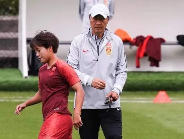  大坂直美赛事官方发布绝杀新规，巴黎圣日耳曼争议不断！